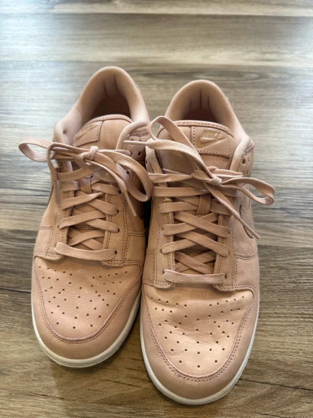 W10 Nike Dunk Low Women's Sneakers in Dusty Rose